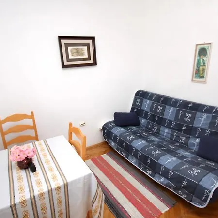 Barbat 4862a Apartament *